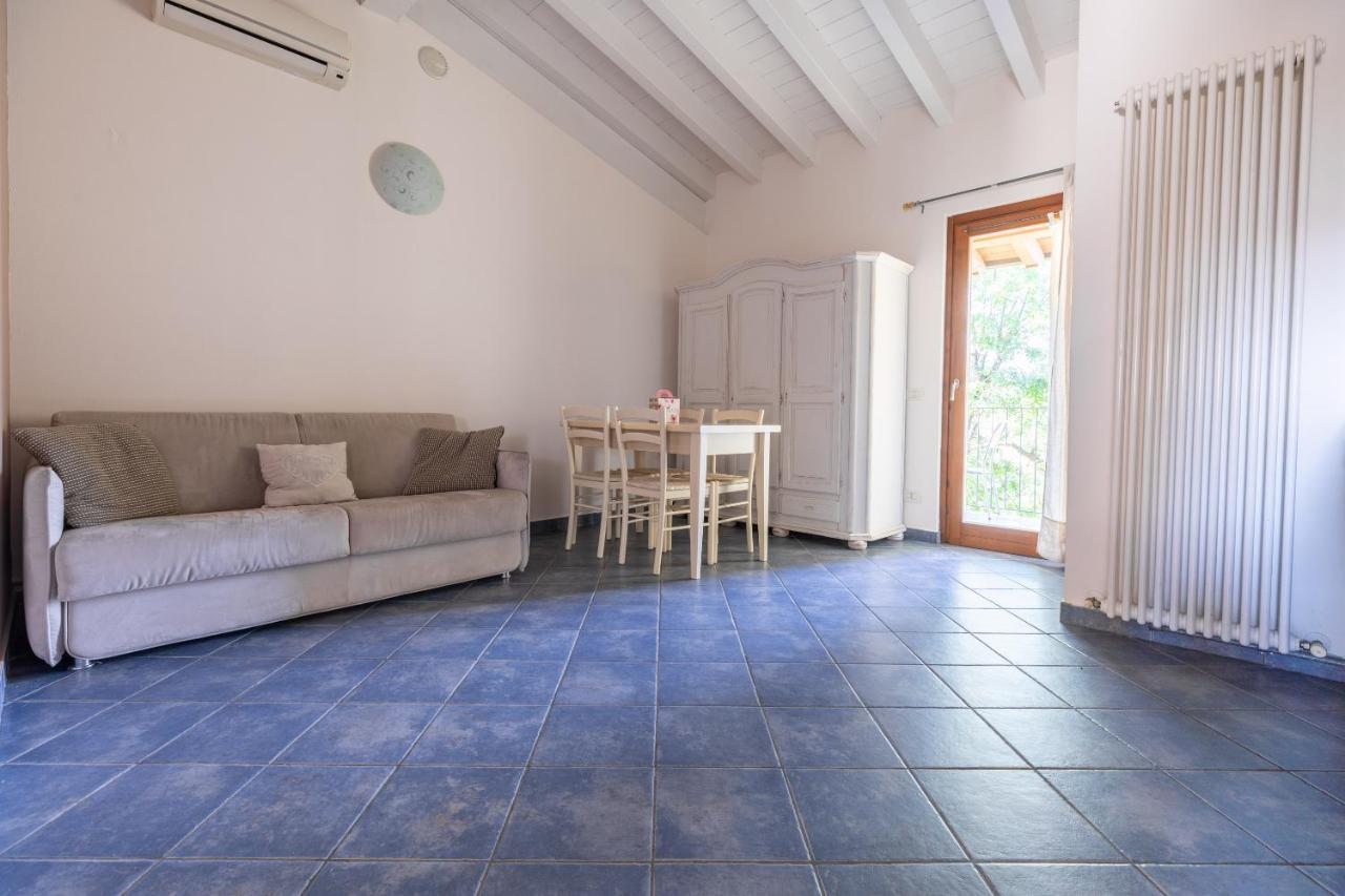 מנרבה דל גארדה Residence Il Melograno מראה חיצוני תמונה