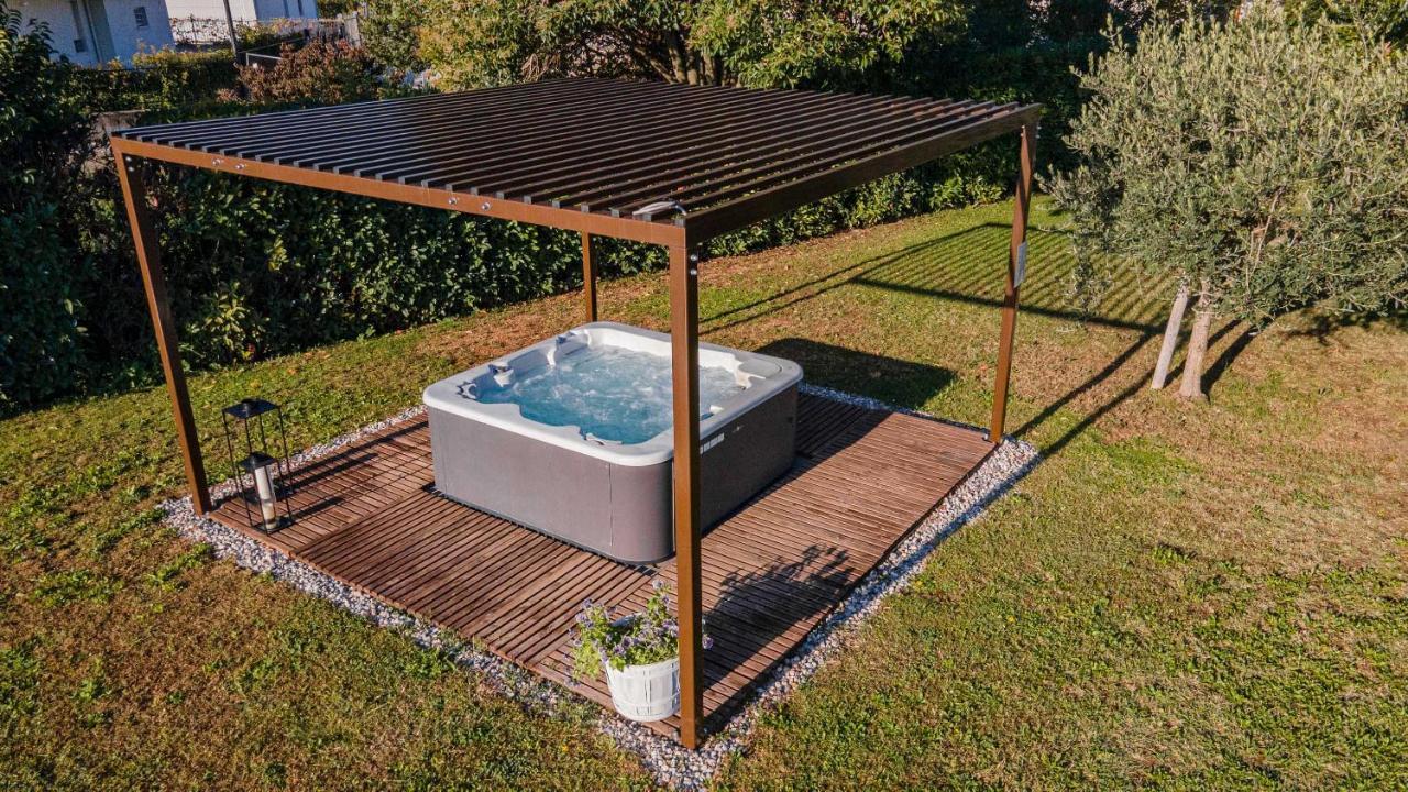 מנרבה דל גארדה Residence Il Melograno מראה חיצוני תמונה