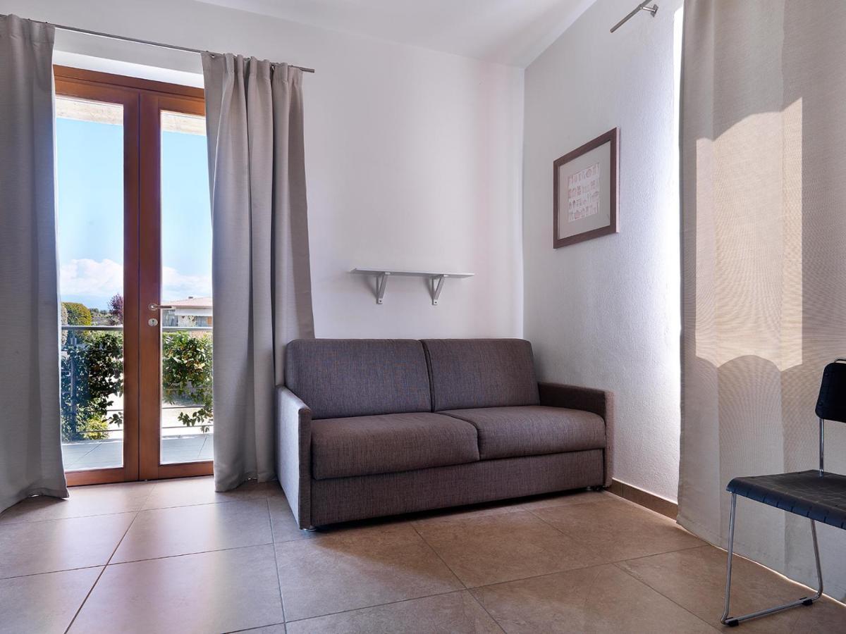 מנרבה דל גארדה Residence Il Melograno מראה חיצוני תמונה