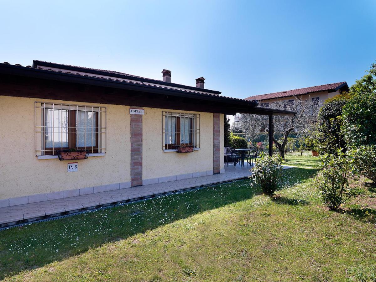 מנרבה דל גארדה Residence Il Melograno מראה חיצוני תמונה